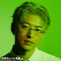 佐野 玲於