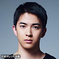 甲斐 翔真