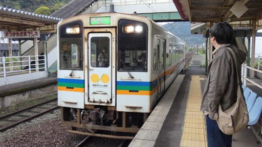 六角精児の呑み鉄本線・日本旅 - 番組表.Gガイド[放送局公式情報満載]