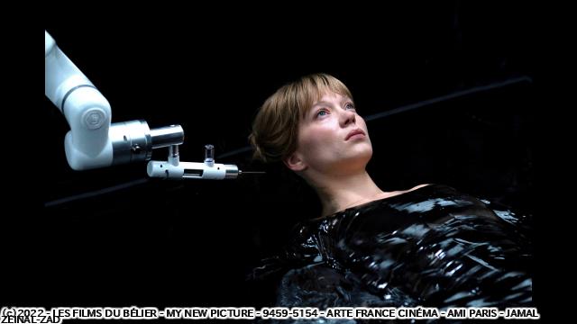 🈙けものがいる（字幕版）🅍