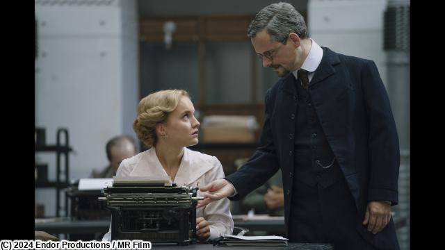 🈠Ｖｉｅｎｎａ　Ｂｌｏｏｄ／ヴィエナ・ブラッド４　＃３🈔🈑