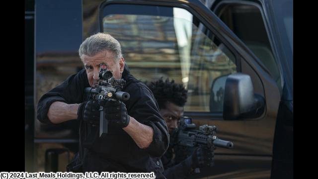 🈙アーマー　炎の戦い（字幕版）🅍