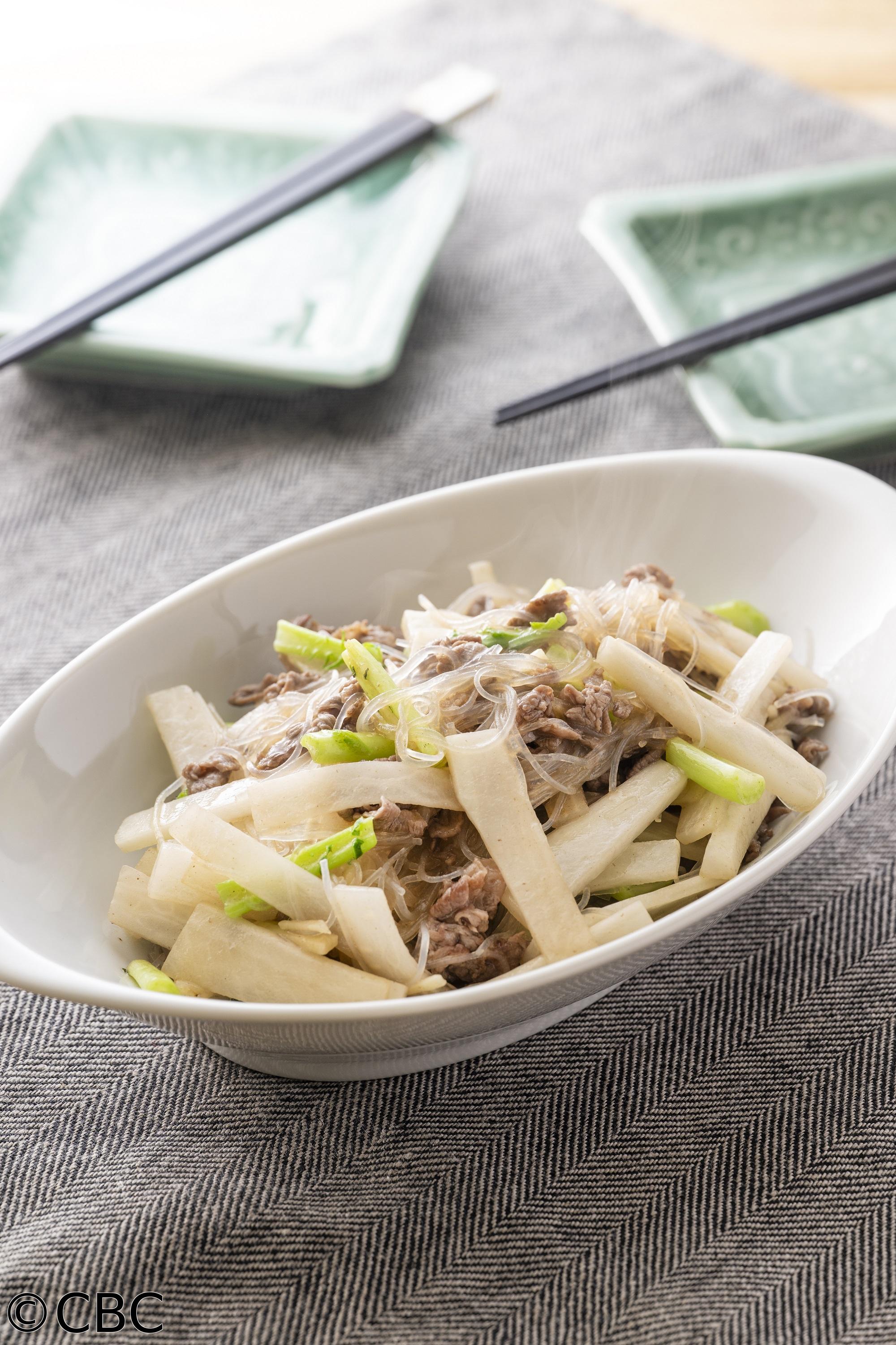 ３分クッキング🈑【大根と牛肉のオイスターソース炒め】