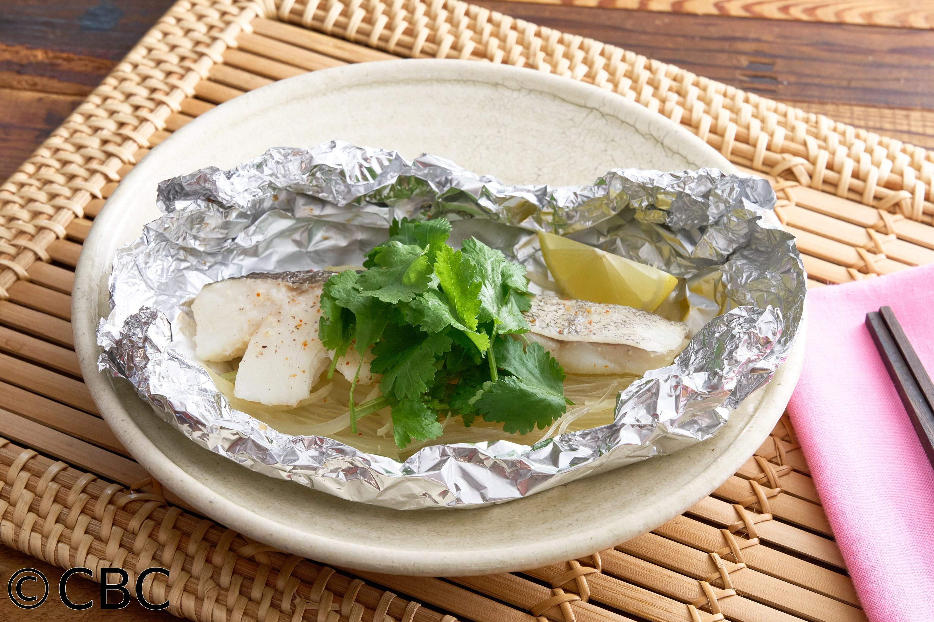 ３分クッキング🈑【たらのベトナム風ホイル蒸し】