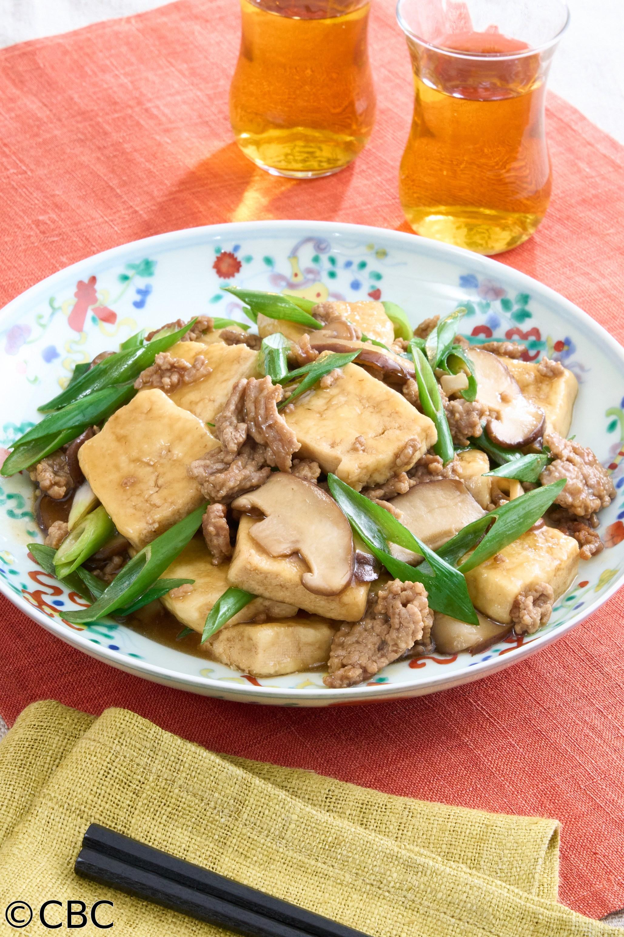 ３分クッキング🈑【凍らせ豆腐と豚ひき肉の中華風煮もの】