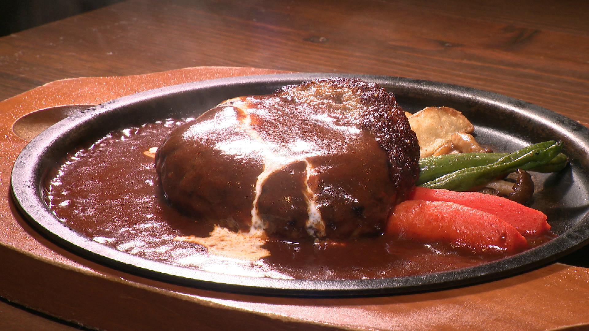 土曜はこれダネッ！🈢　熱々！鉄板バーグ＆グラタン秘伝のデミオムライス▼竹灯籠中継