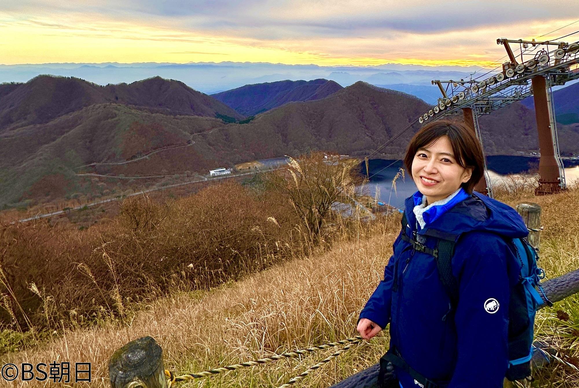 🈑そこに山があるから　▽榛名富士（群馬）山頂の雄大な景色と夕暮れ時の空中散歩