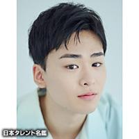 吉田　晴登