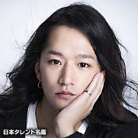 加賀 功平(カガ コウヘイ)