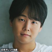 鈴木　亮介
