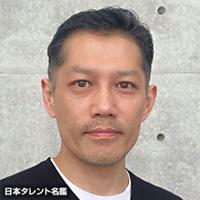 松崎謙二