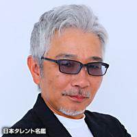 咲野　俊介