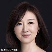 赤間麻里子