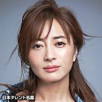 新山 千春(ニイヤマ チハル)